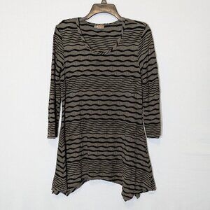 TIANELLO By Steve Barraza Stretchy Crepe Knit Fit to Flare Tunic Top; Size S